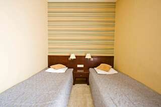 Отели типа «постель и завтрак» Villa Neve Устшики-Дольне Двухместный номер с 1 кроватью или 2 отдельными кроватями-6